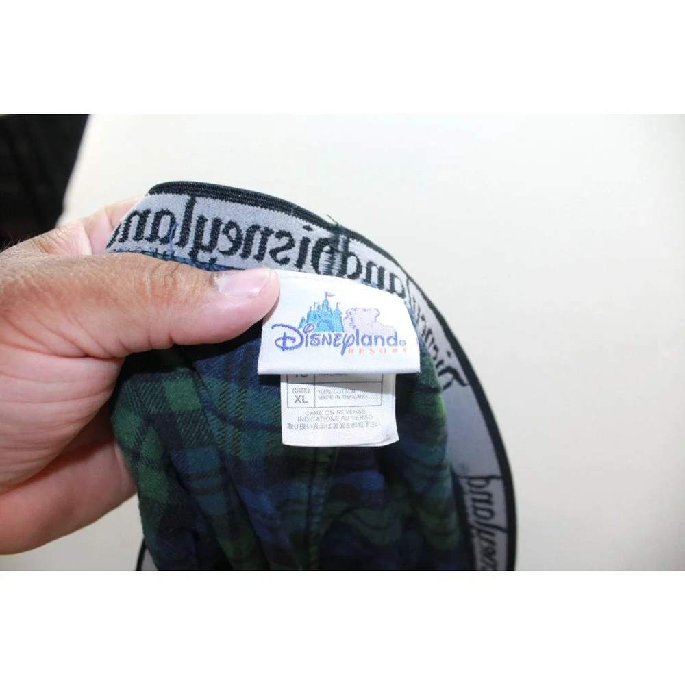 Disneyland Resort Grumpy Pajama Shorts Mens XL Blue Green Plaid Flannel Disney
